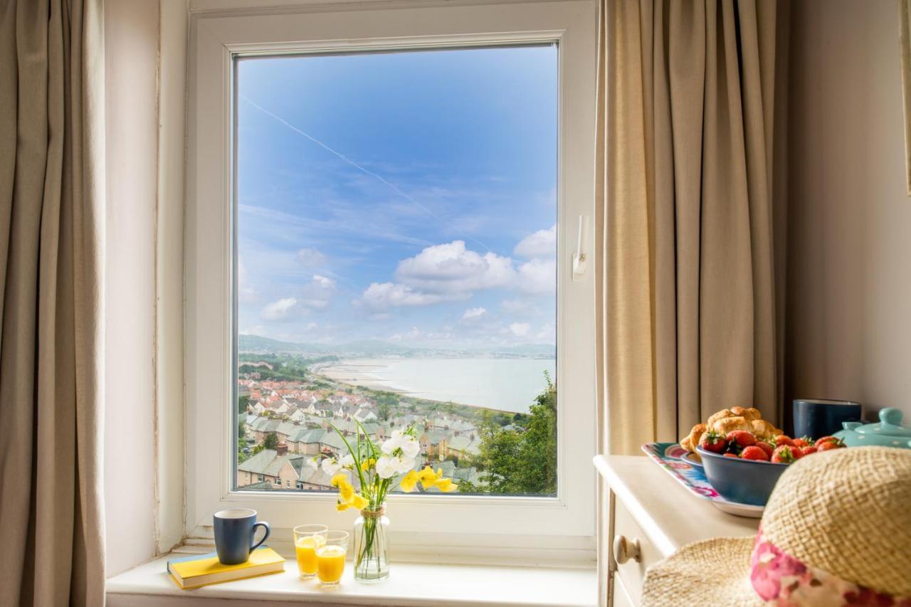Windy Ridge Terrace With Beautiful Sea Views, North Wales Coast Villa Old Colwyn Kültér fotó