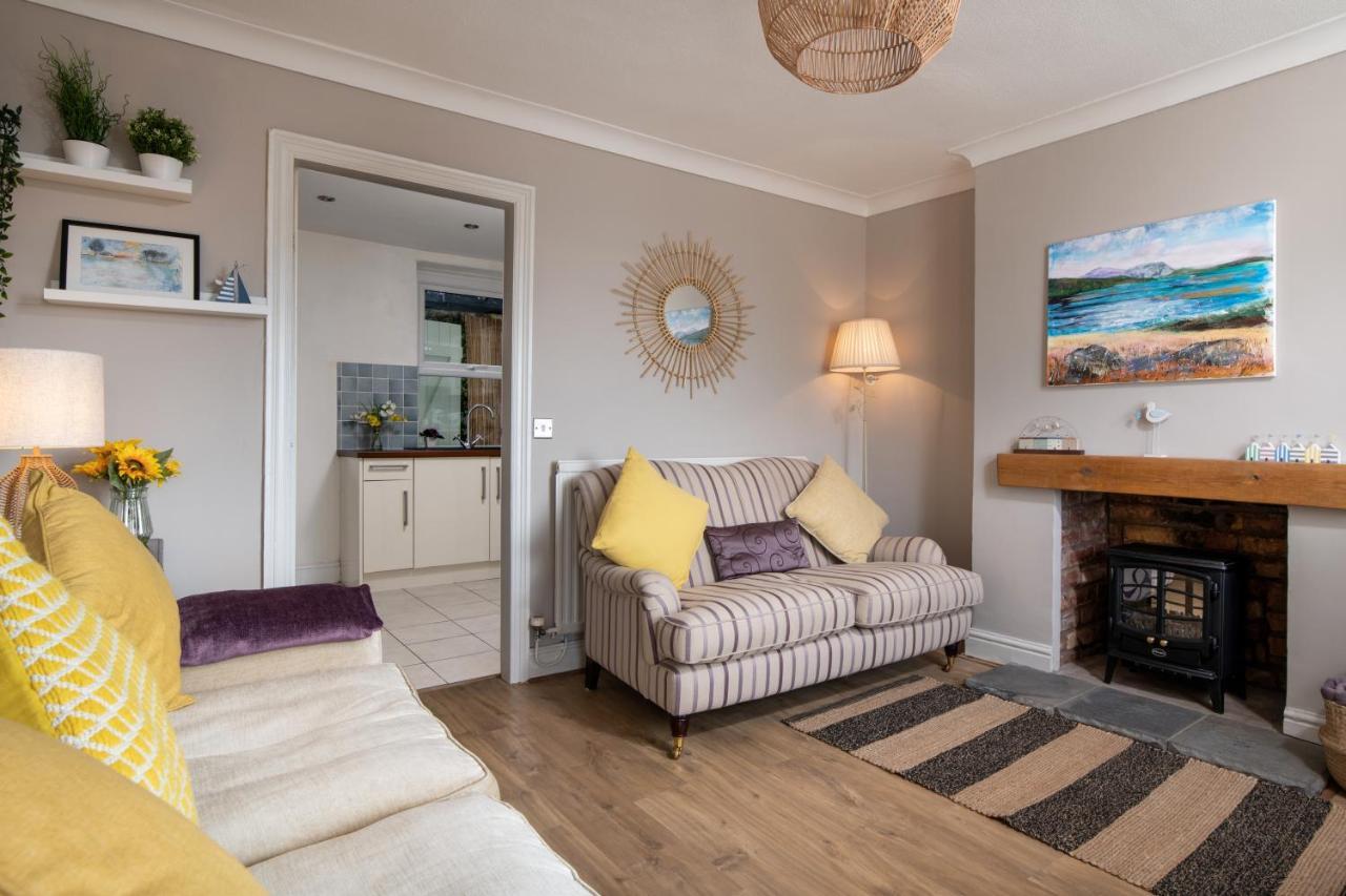Windy Ridge Terrace With Beautiful Sea Views, North Wales Coast Villa Old Colwyn Kültér fotó